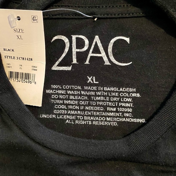Tupac T-shirt. Brand new with tags. - Picture 3 of 4